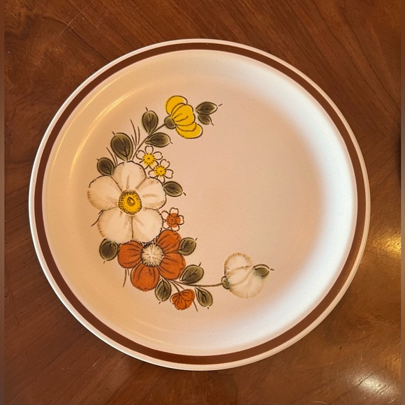 Vintage 1970s Woodhaven Collection Sunnybrook Cream Stoneware  12.5" Chop Plate - Picture 1 of 8